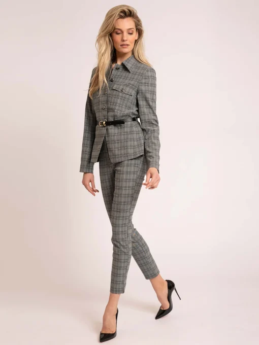 Aangesloten broek