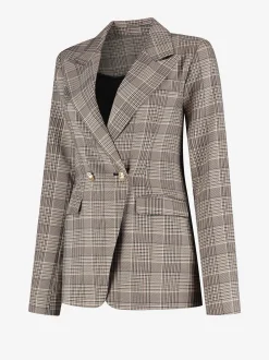 Aansluitende geruite blazer