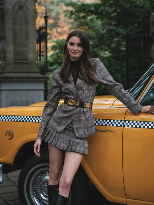 Aansluitende geruite blazer