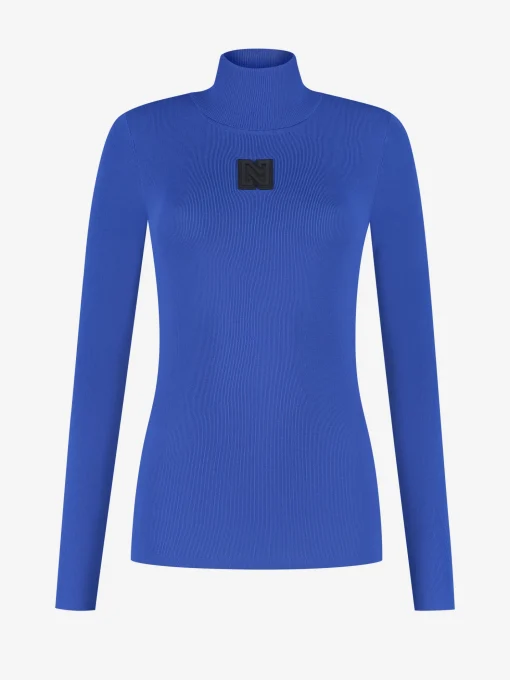 Aansluitende top met logo patch en col