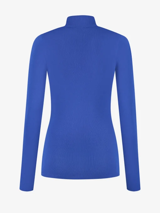 Aansluitende top met logo patch en col