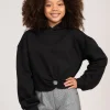 Cropped hoodie met ring