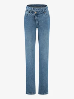 Denim jeans met gekruiste tailleband