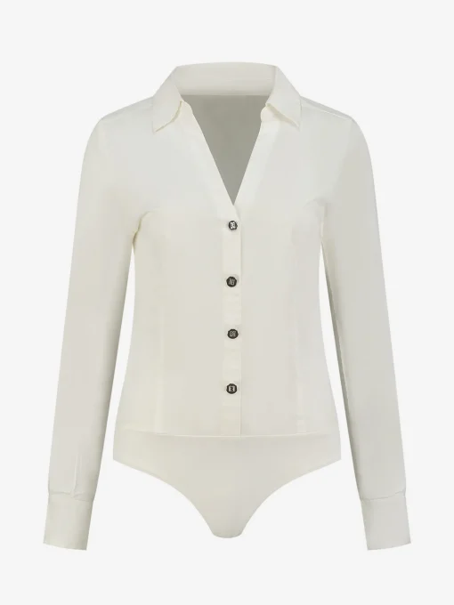 Fitted blouse body