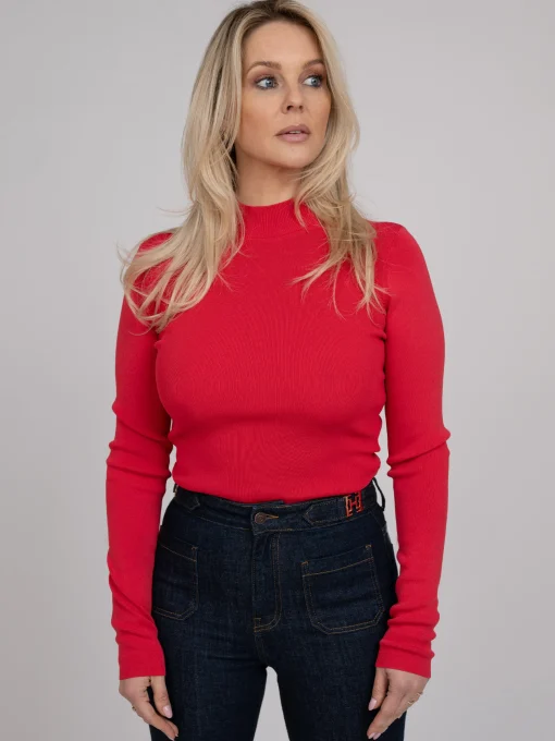 Fitted top met col