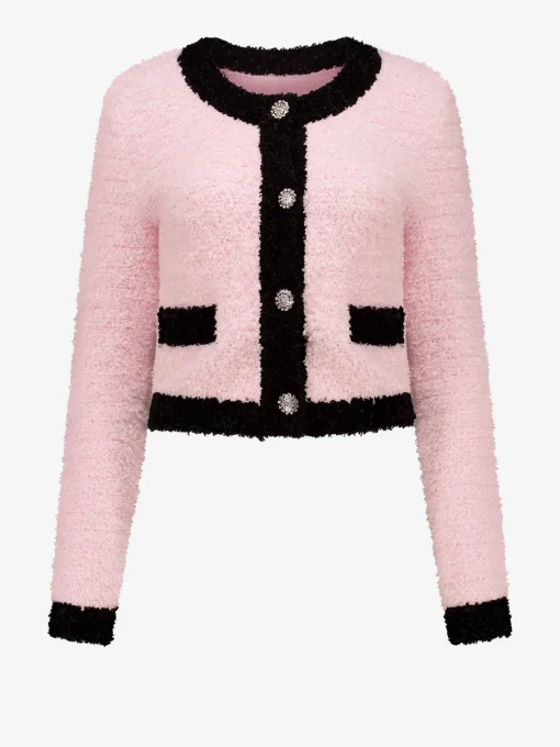 Fluffy vest met sierknopen