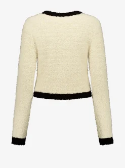 Fluffy vest met sierknopen