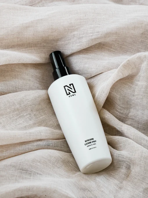Jardin de Paris Refreshing Clothing Spray