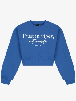 Korte sweater met tekst