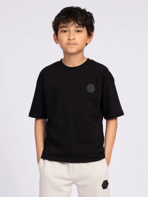 Losvallend T-shirt met N&N logo patch