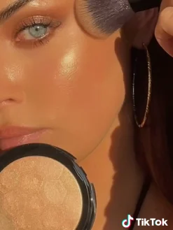 Natural glow Bronzer
