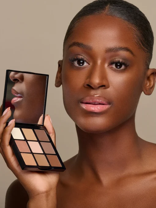 NATURAL GLOW EYESHADOW PALETTE