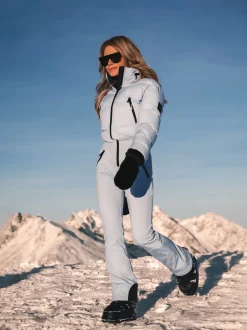 Ski jumpsuit met waterdichte bescherming en verstelbare details