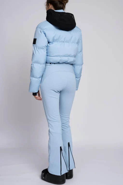 Ski jumpsuit met waterdichte bescherming en verstelbare details