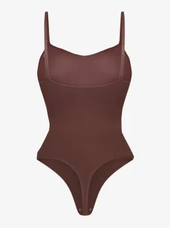 String body met verstelbare schouderbandjes
