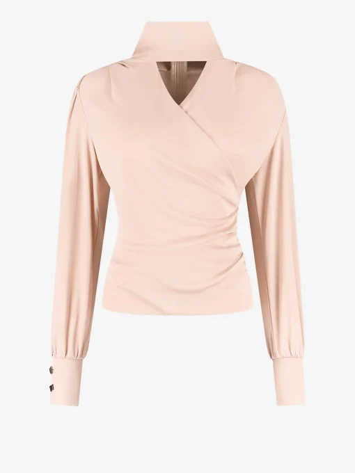 Top met col en open detail bij hals
