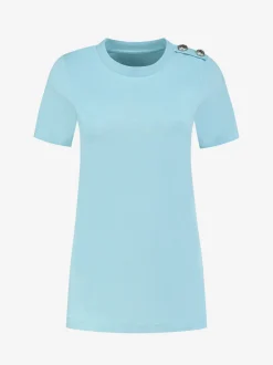 T-shirt met kleine knopen op schouder